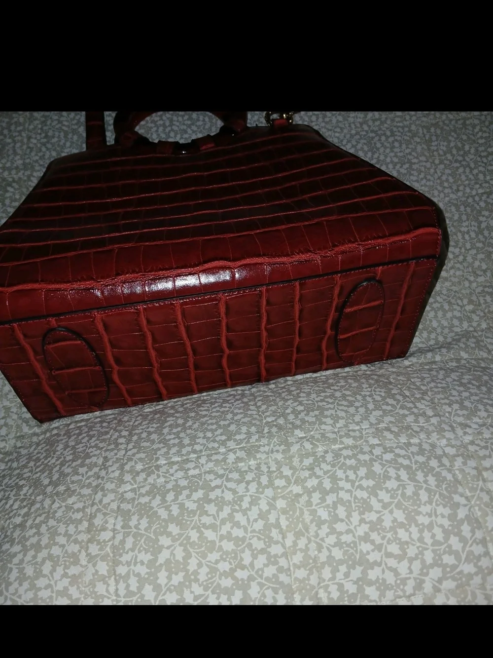 Imoshion Red Croc-Embossed Vegan Leather Tortoise Shell Circle-Handle Satchel